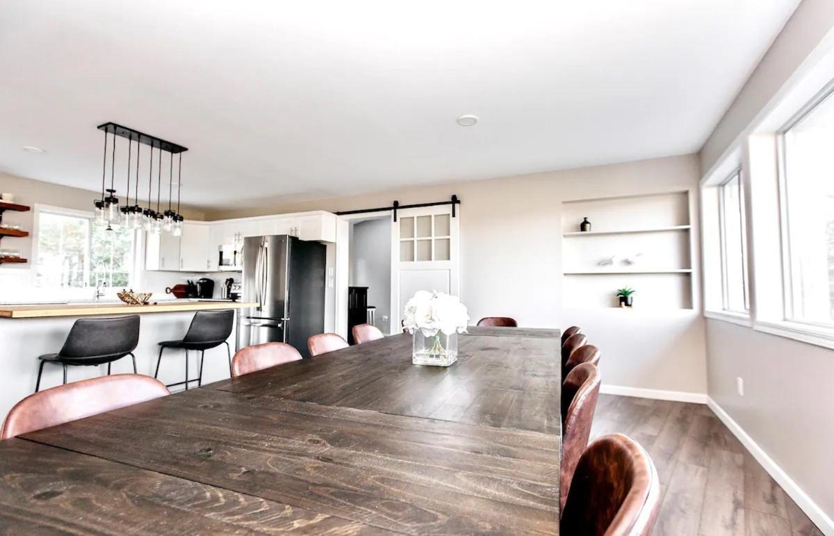 ויקטוריה Stunning Home With Amazing Views Near The City מראה חיצוני תמונה